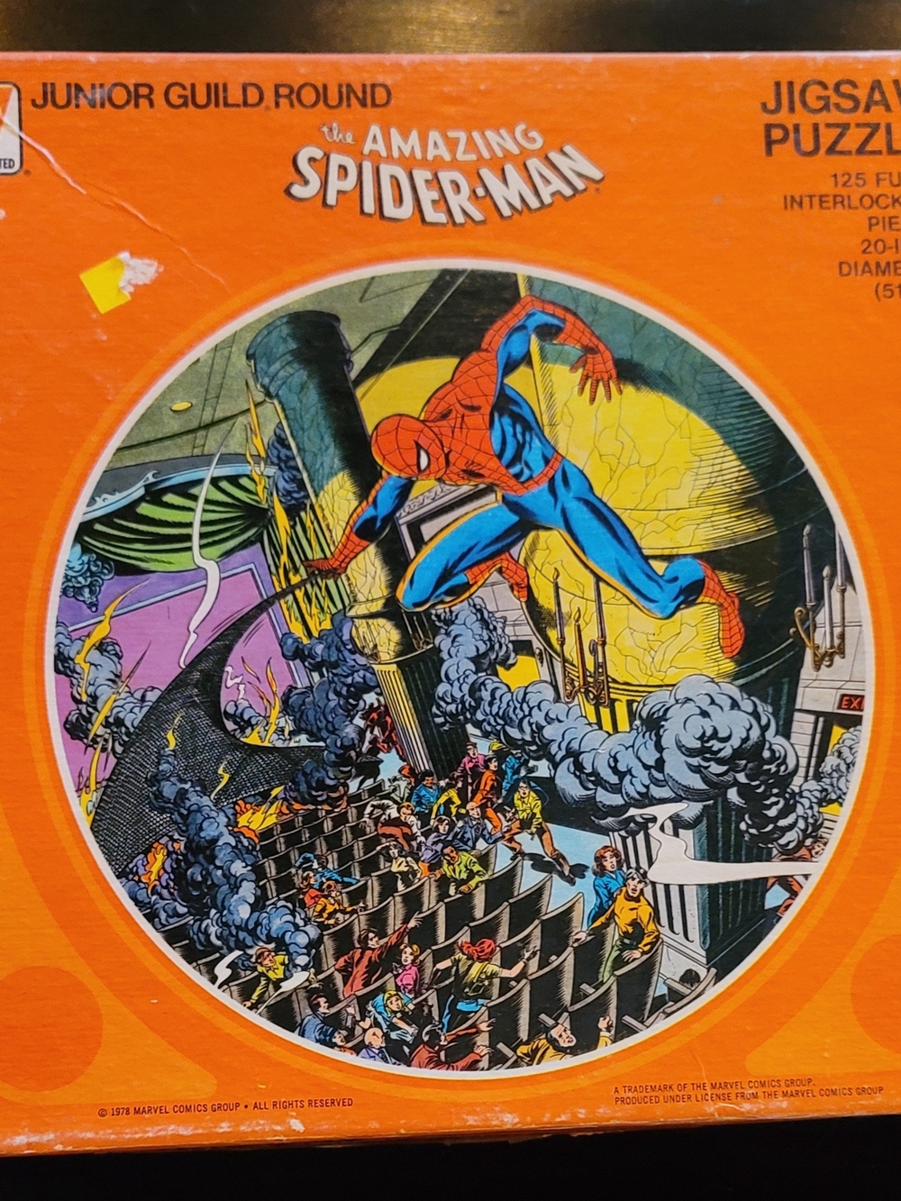 Vintage 1978 The Amazing Spider-Man jigsaw puzzle with 125 pieces